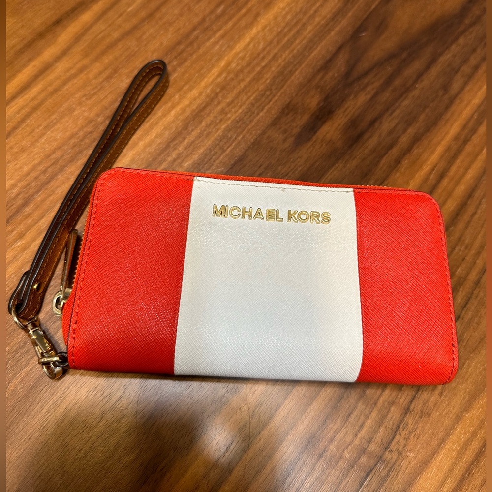 Pre-owned Michael Kors Wallet 100% Authentic